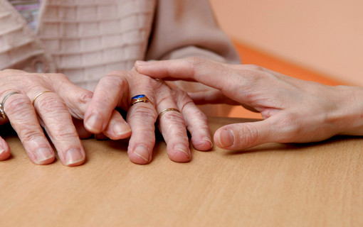 Le D&eacute;partement des Hauts-de-Seine est plinement engag&eacute; dans le maintien &agrave; domicile des seniors.