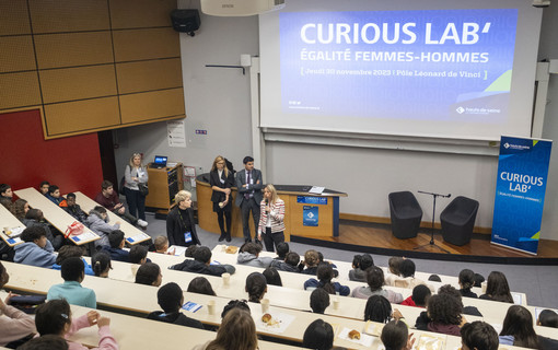 CL Egalite Femmes Hommes