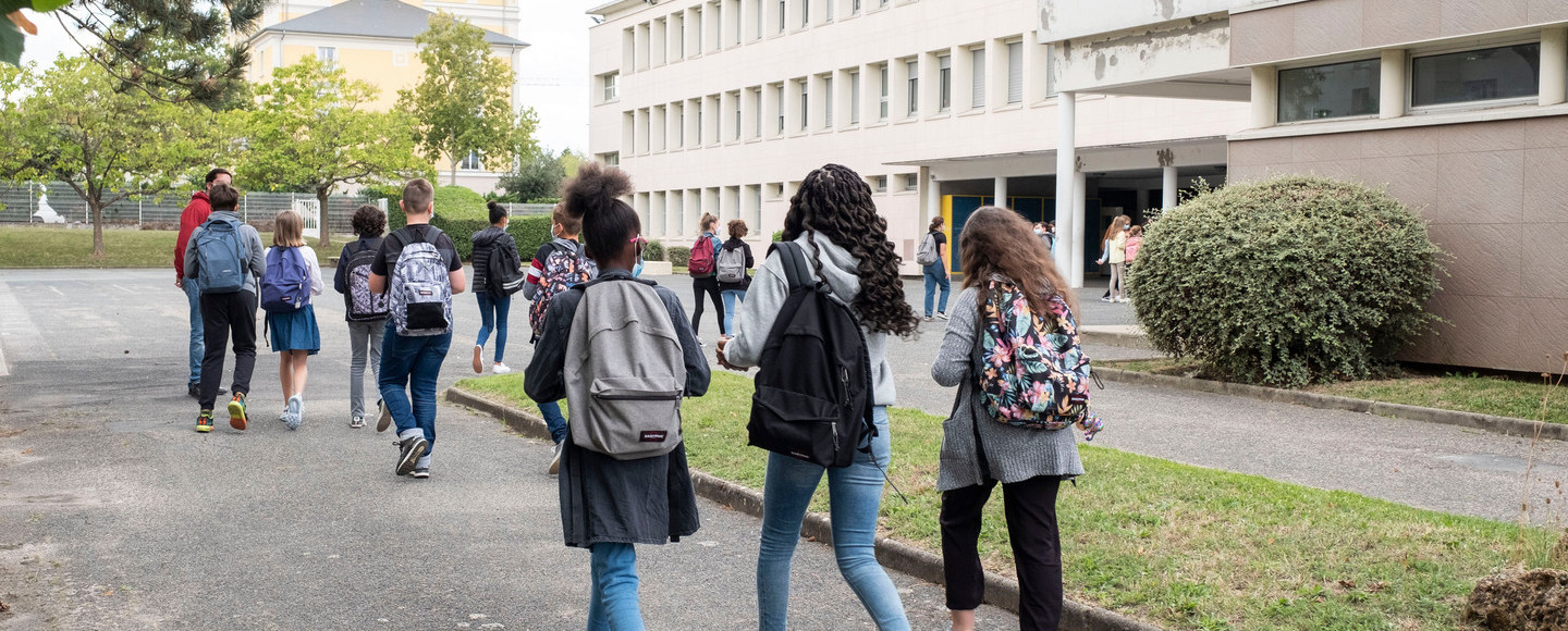 Les fournitures scolaires : voici une liste pour vous aider à préparer la  rentrée en toute sérénité !