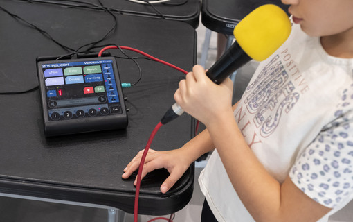 SeineLab : immersion sonore a La Seine Musicale. Un nouvel espace de découverte et d'expérimentation autour du numérique et du son en accès libre les après-midis du mercredi au samedi.