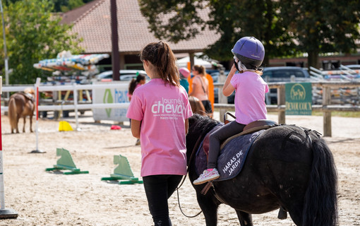Baptêmes à poney pour la Journée du cheval le 14 septembre au Hars de Jardy.