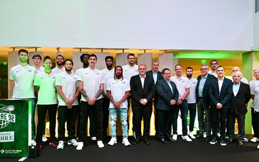 L'équipe de la saison 2025-2026 de Nanterre 92, le club de basket des Hauts-de-Seine