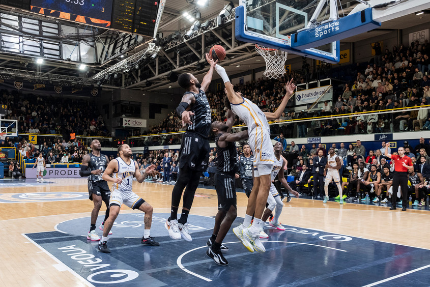 MATCH METROPOLITANS 92 VS ASVEL