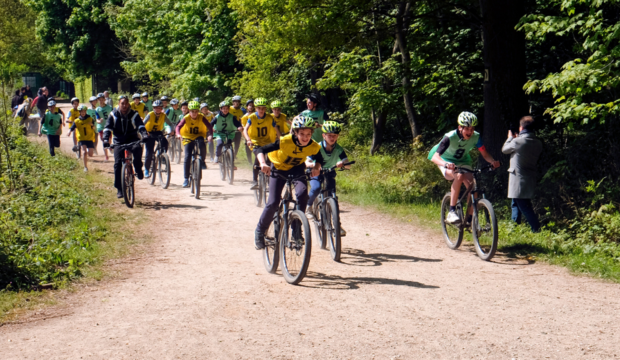 3000 jeunes particpent au troph&eacute;e aventure et au troph&eacute;e aventure adapt&eacute;, deux dispositifs de sport scolaire du D&eacute;partement des Hauts-de-Seine