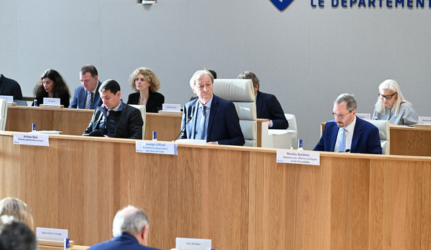 Les conseillers départementaux réunis en séance publique.