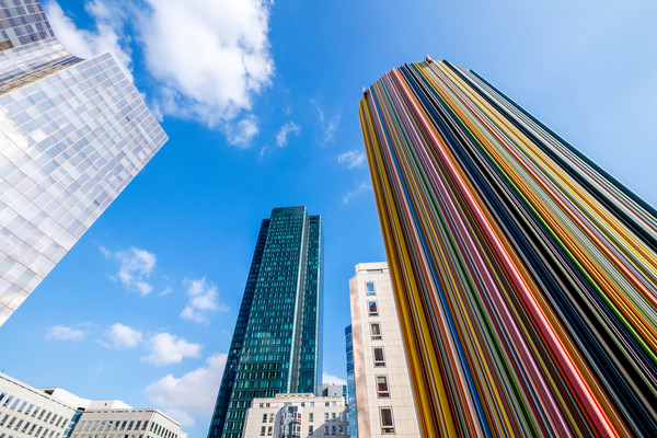 LE MORETTI, LA DEFENSE