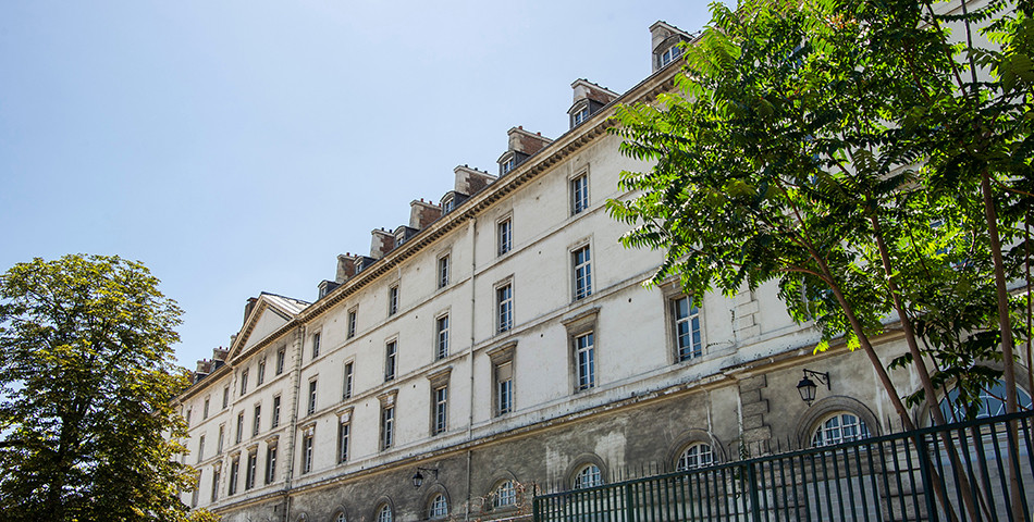CASERNE SULLY